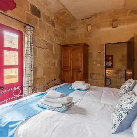 Βίλα Gozitan Farmhouse Pool & Jacuzzi - Pp 2 - Happy *