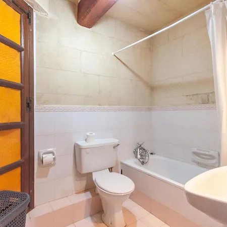 Βίλα Gozitan Farmhouse Pool & Jacuzzi - Pp 2 - Happy