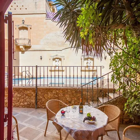 Βίλα Gozitan Farmhouse Pool & Jacuzzi - Pp 2 - Happy *
